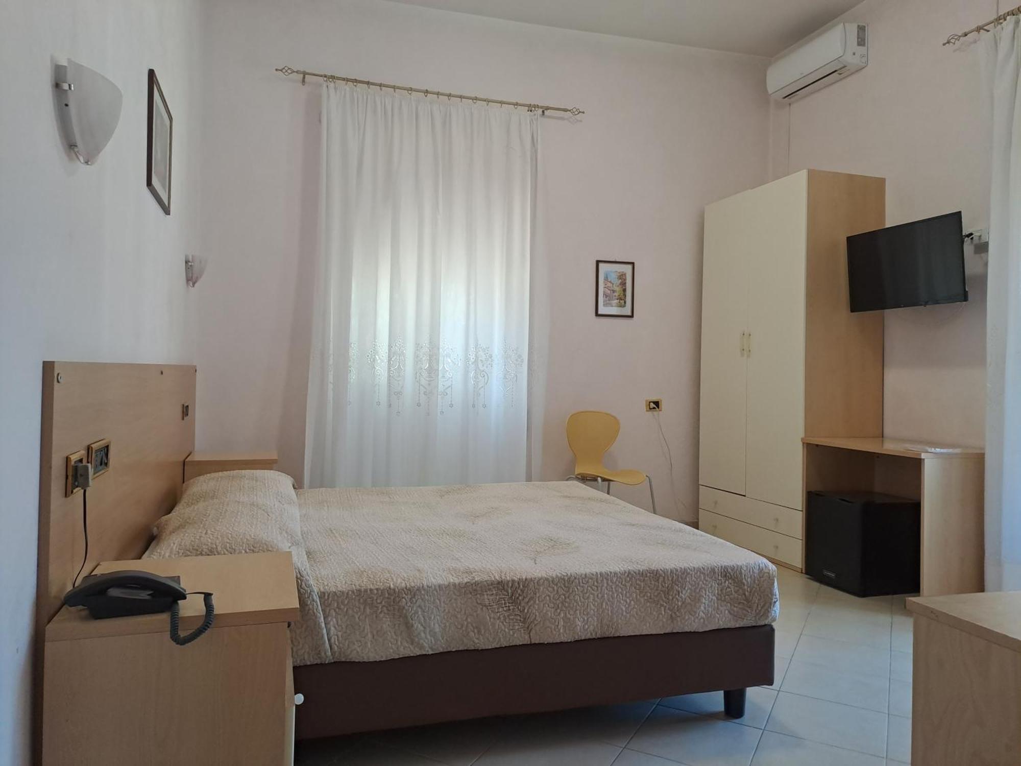 Hotel Villa Robinia Genzano di Roma Εξωτερικό φωτογραφία