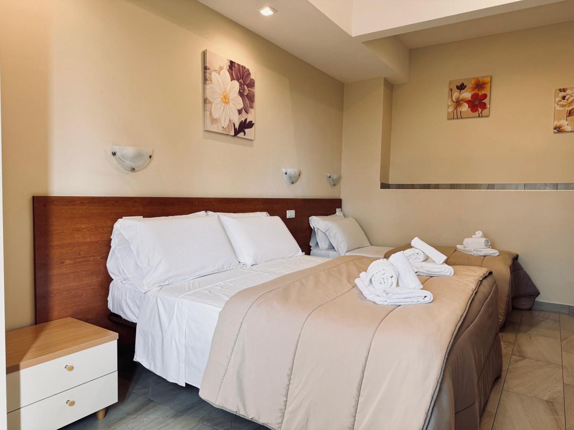 Hotel Villa Robinia Genzano di Roma Εξωτερικό φωτογραφία