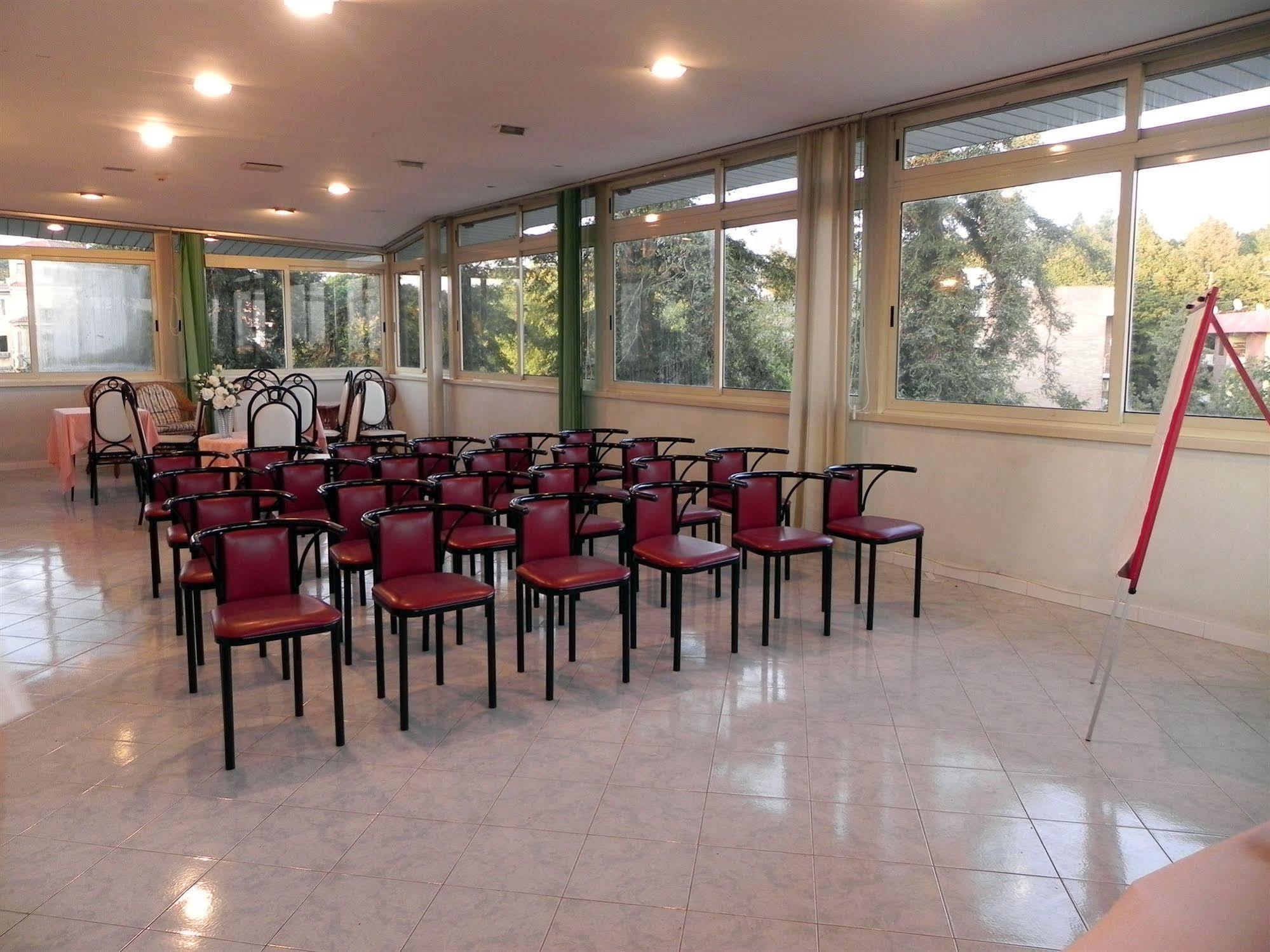 Hotel Villa Robinia Genzano di Roma Εξωτερικό φωτογραφία